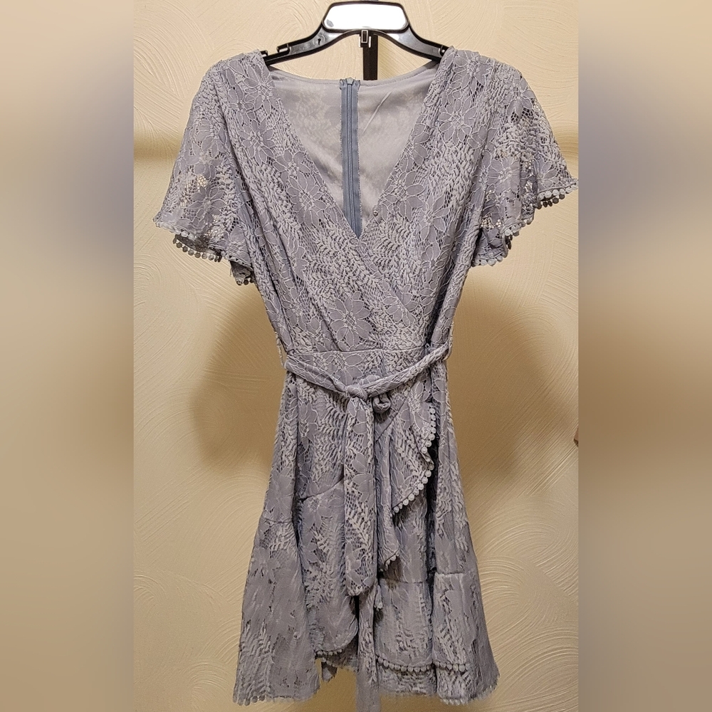 V Neck Floral Lace Wrap Dress